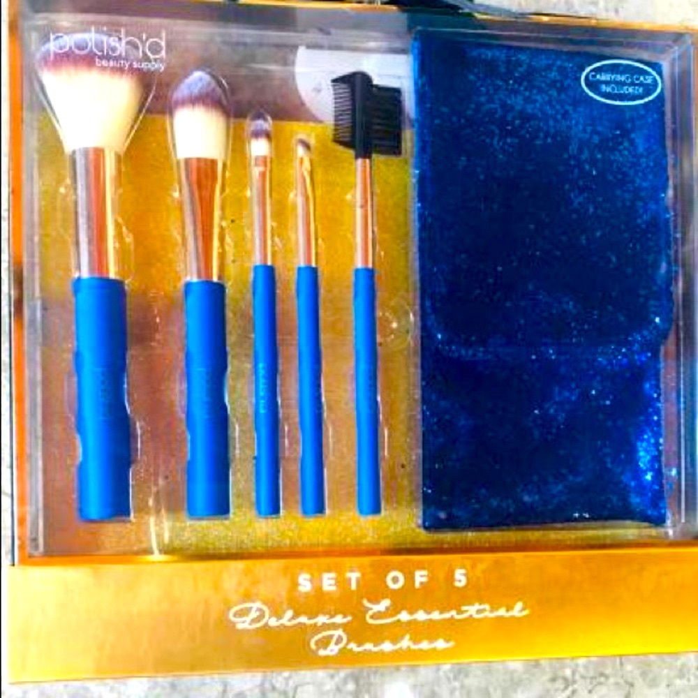 Polish’d Beauty Supply Brush Set w/Carrying Case